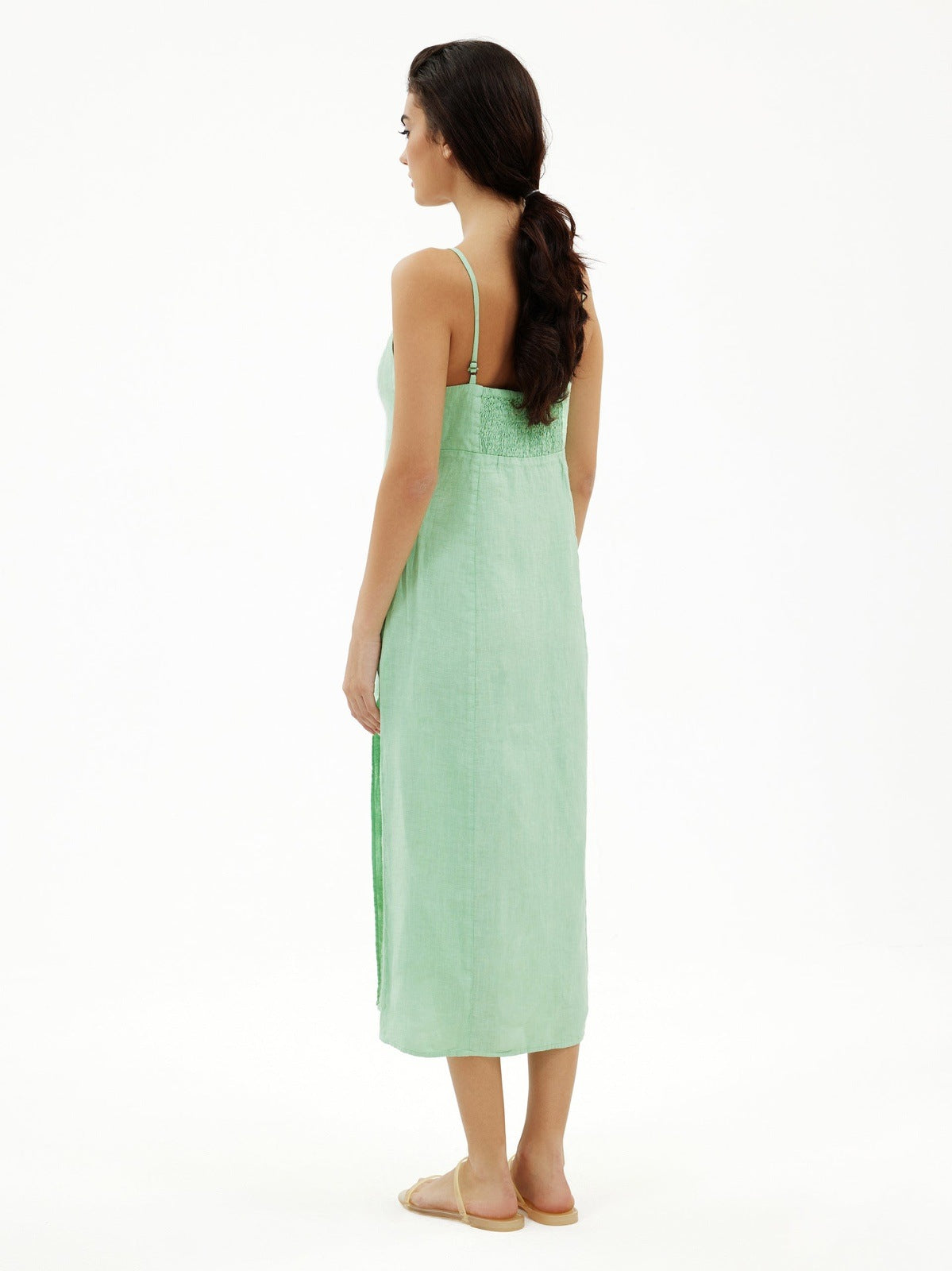The Jeneia Linen dress in Matcha